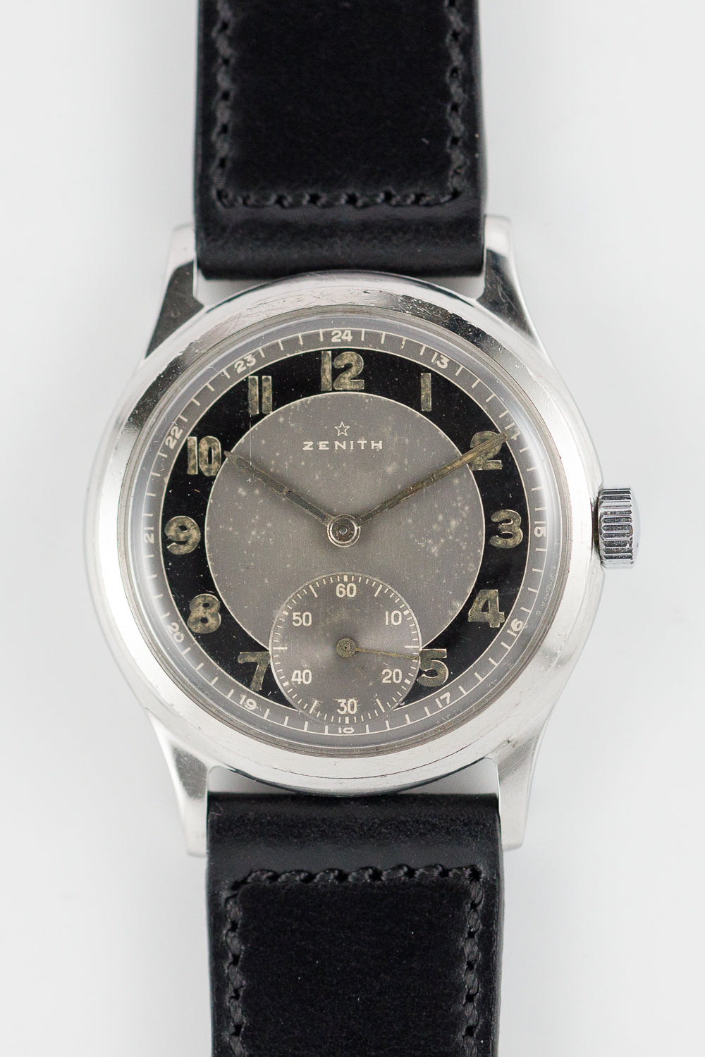 ZENITH Bullseye Dial Step Bezel – TIMEANAGRAM