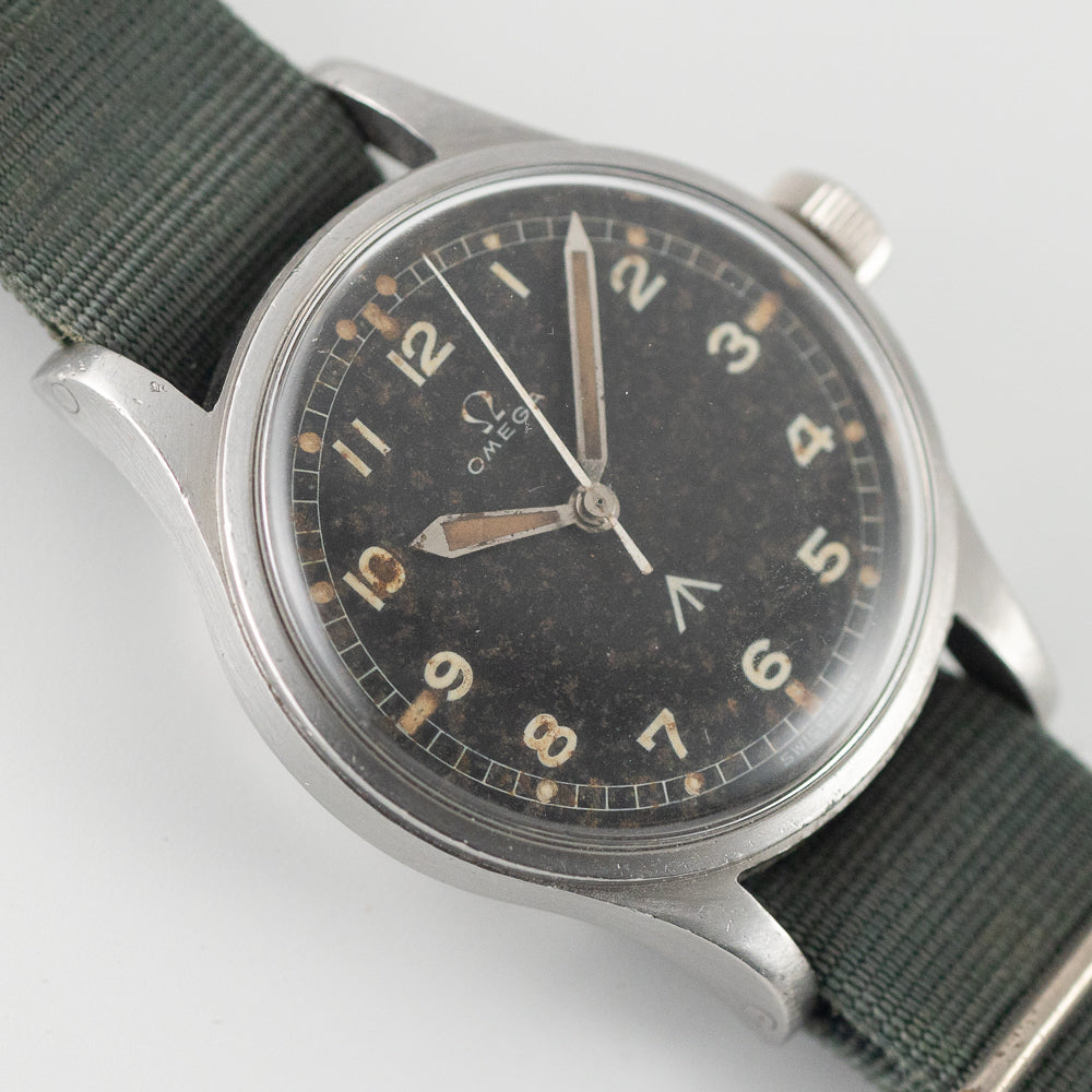 OMEGA RAF British Military 'anti-magnetic' 'Thin Arrow' Ref.CK 2777 w. Extract from the Archives