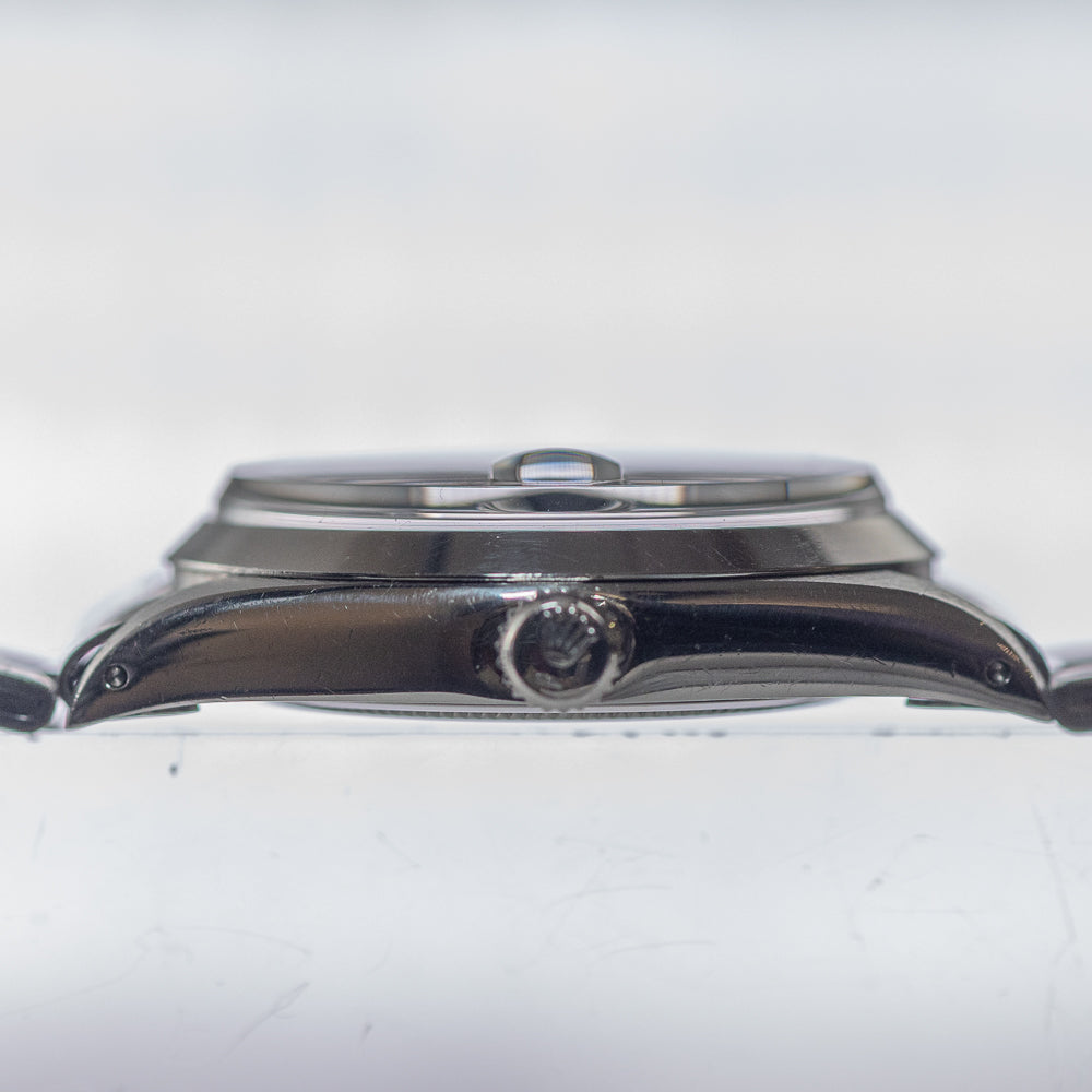 ROLEX OYSTERDATE Ref.6694 Black Mirror Dial
