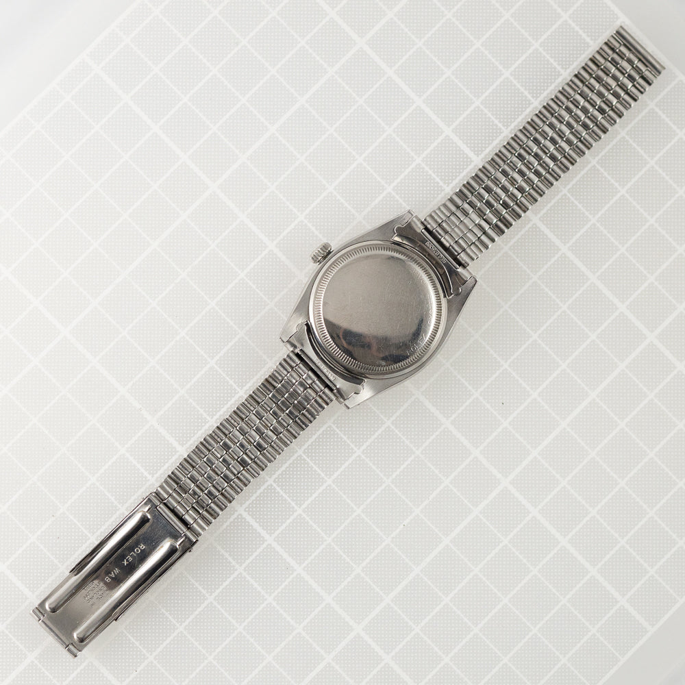 ROLEX BUBBLE BACK Ref.6098 with REG.875088 England Bracelet