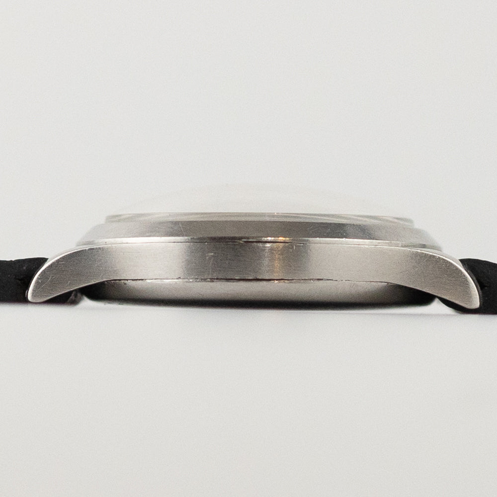 OMEGA Sector Dial Calatrava Case