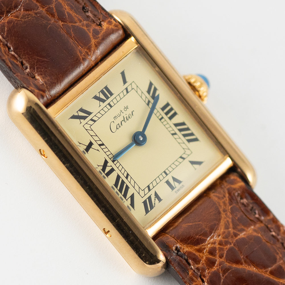 CARTIER SM MUST DE TANK REF.5057001 almost NEW OLD STOCK