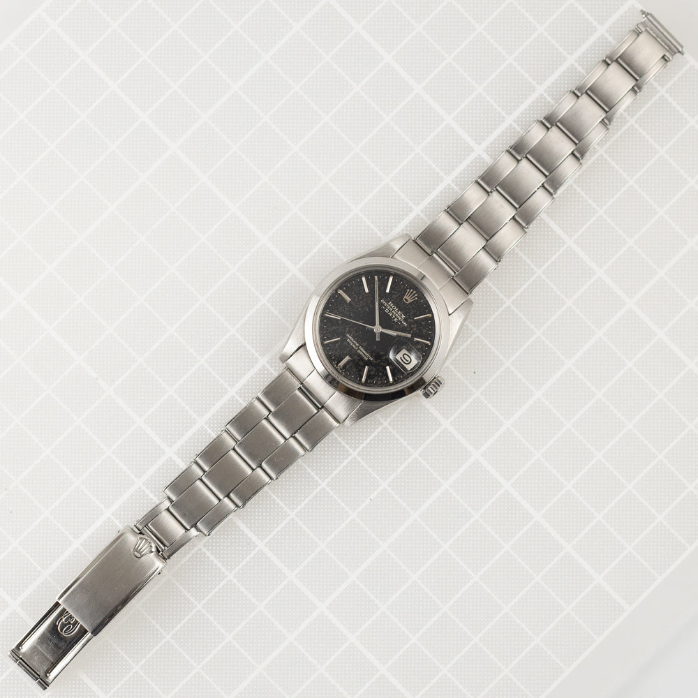 ROLEX OYSTER PERPETUAL DATE Ref.1500 Black Gilt Dial