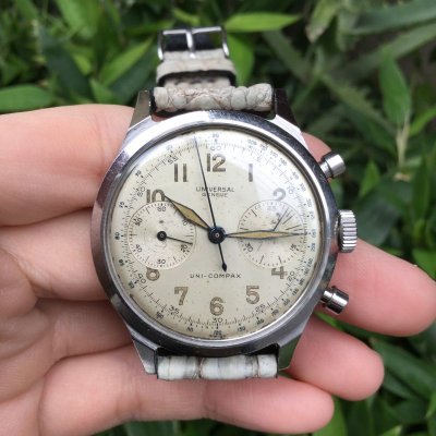 UNIVERSAL GENEVE Ref.22409