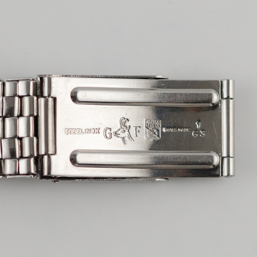 UNIVERSAL GENEVE TRI-COMPAX Ref. 22297-1