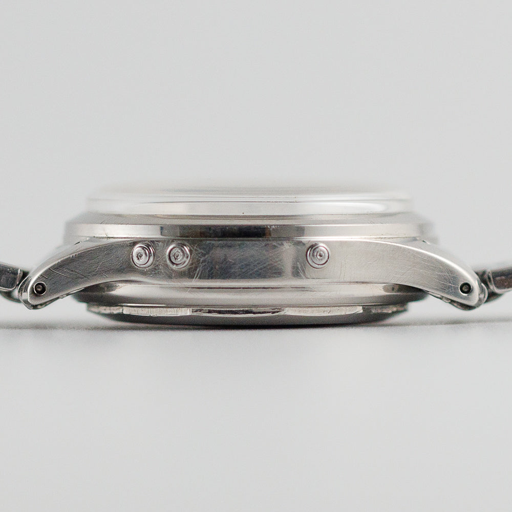 UNIVERSAL GENEVE TRI-COMPAX Ref. 22297-1