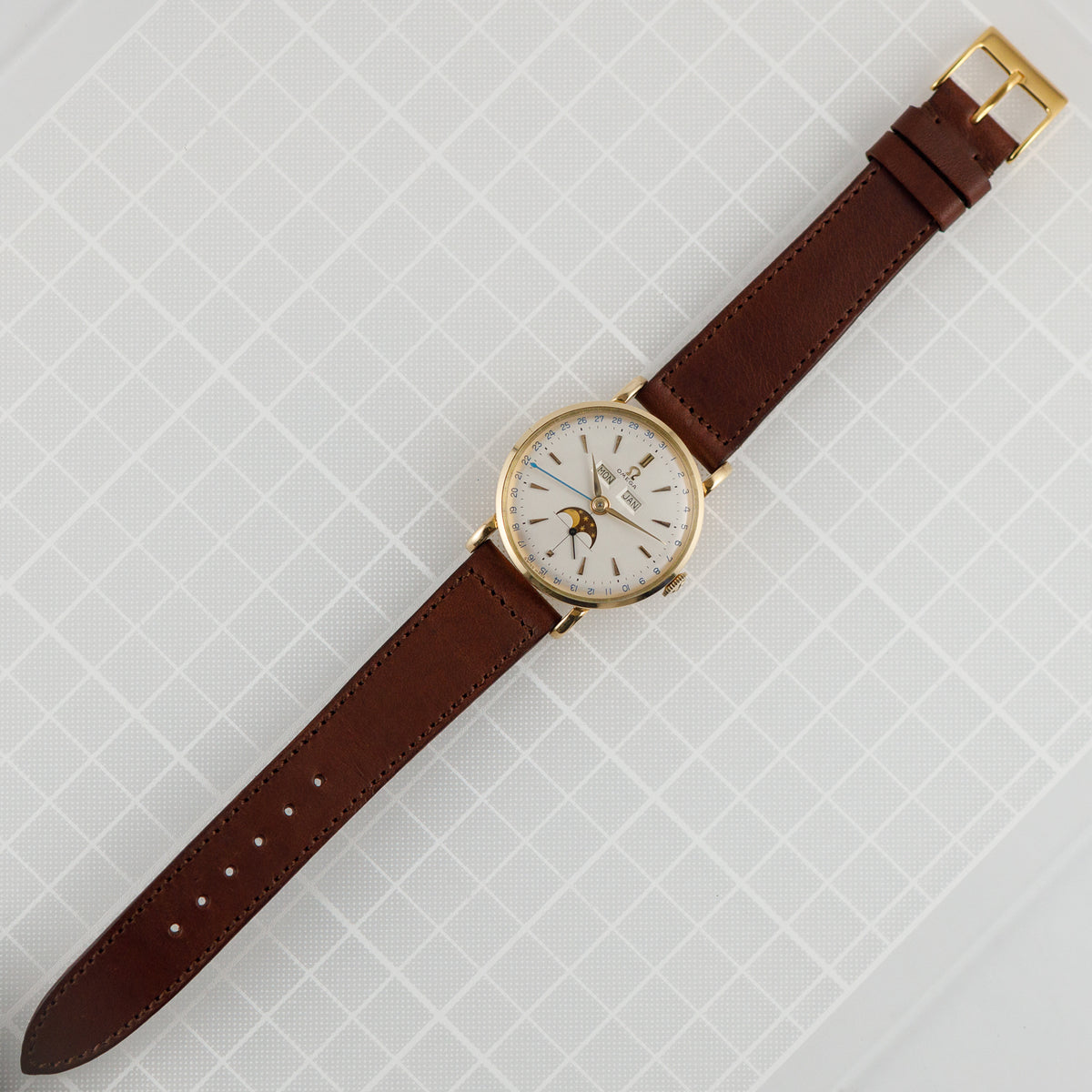 OMEGA COSMIC Ref.2473 Earliest Model