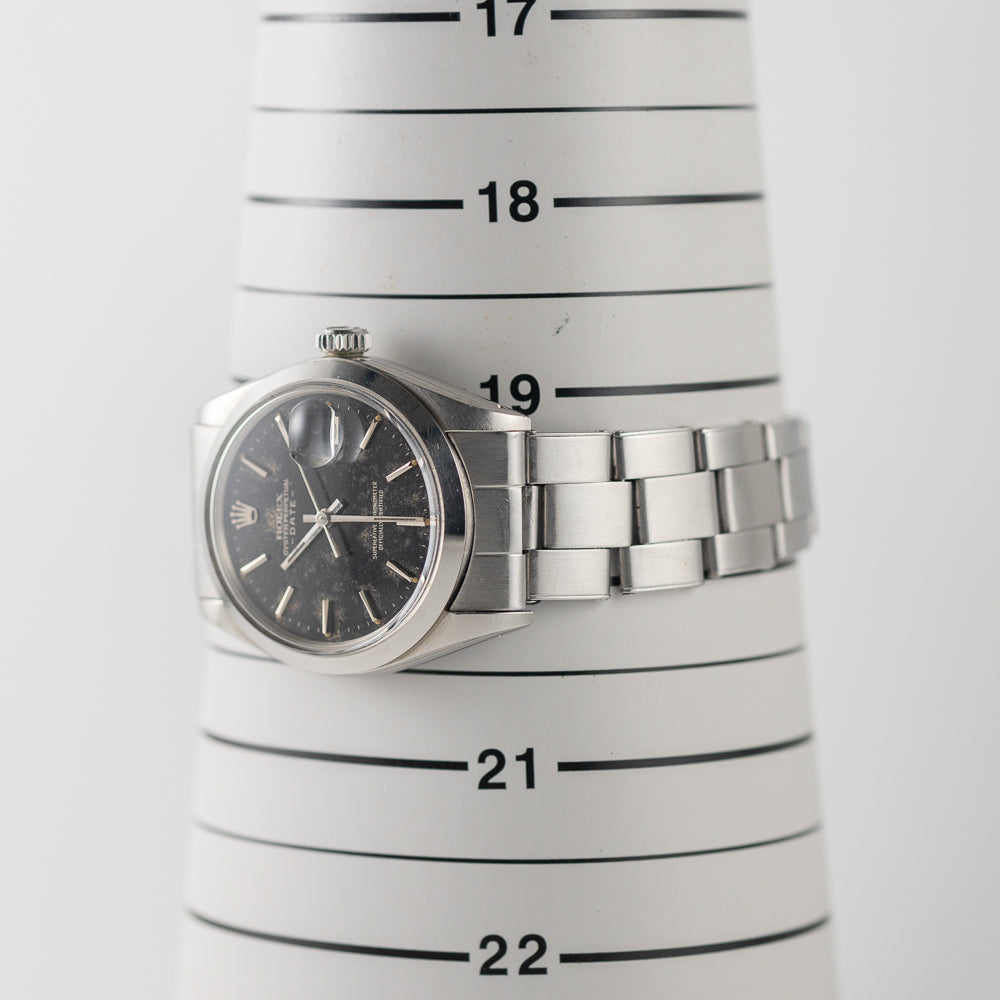 ROLEX OYSTER PERPETUAL DATE Ref.1500 Black Gilt Dial
