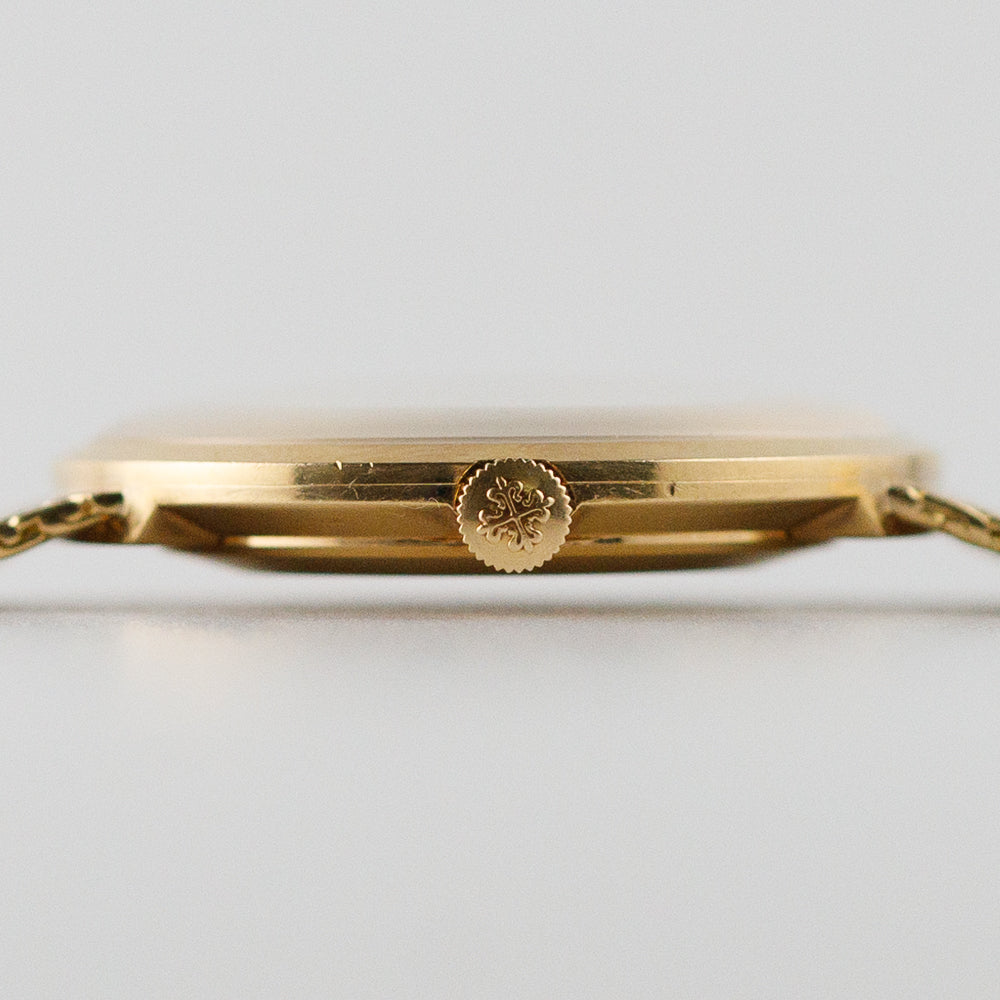 PATEK PHILIPPE Calatrava Ref.3562 1