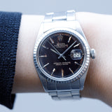 ROLEX DATEJUST Ref.1603 Glossy Black Gilt Dial