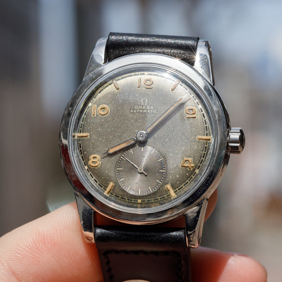 OMEGA Ref.2576 Black Gilt Patina Dial