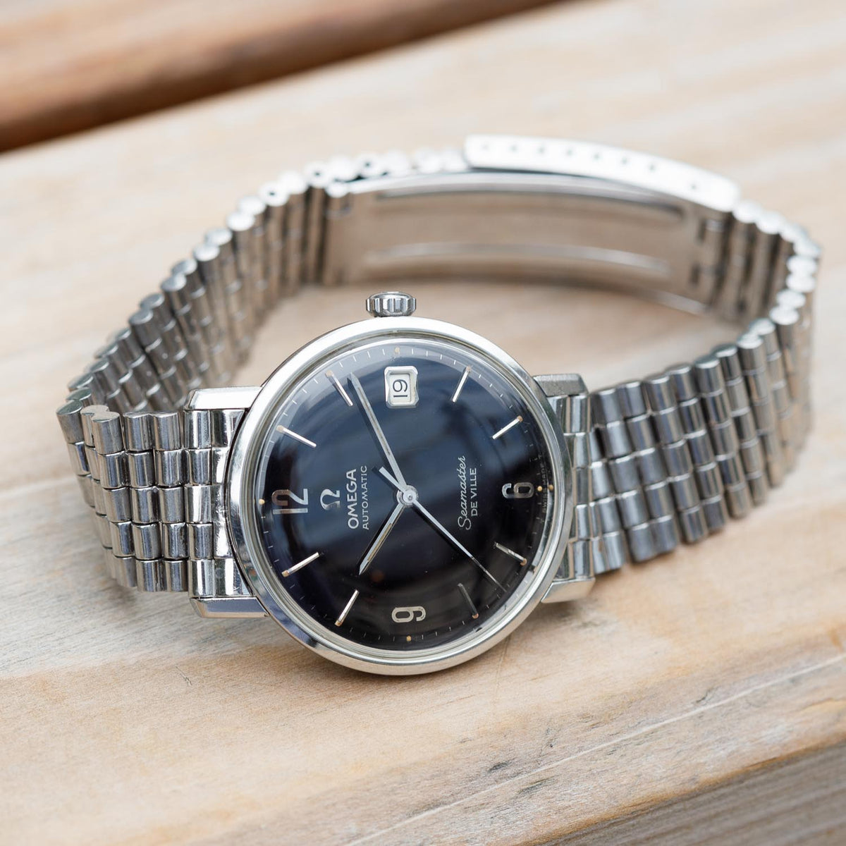 OMEGA Ref.166.020 Glossy Black Gilt Dial