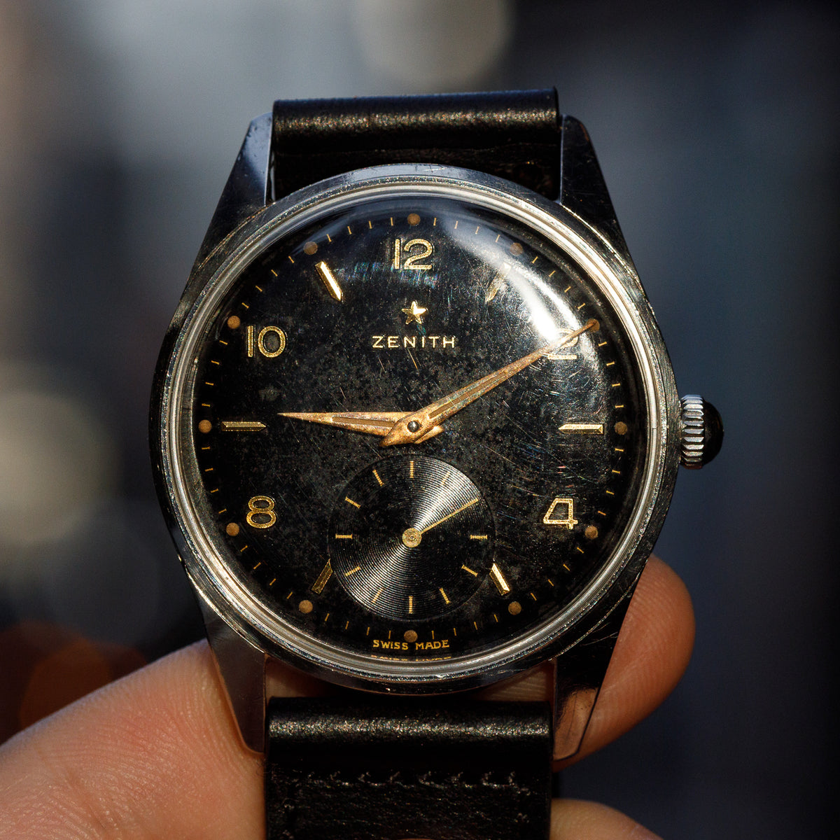 ZENITH Black Gilt Dial