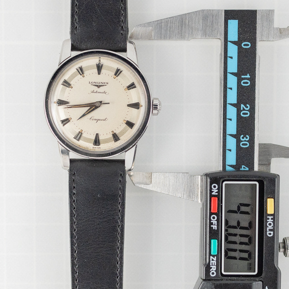 LONGINES Conquest Ref.9000 13 No-Date – TIMEANAGRAM