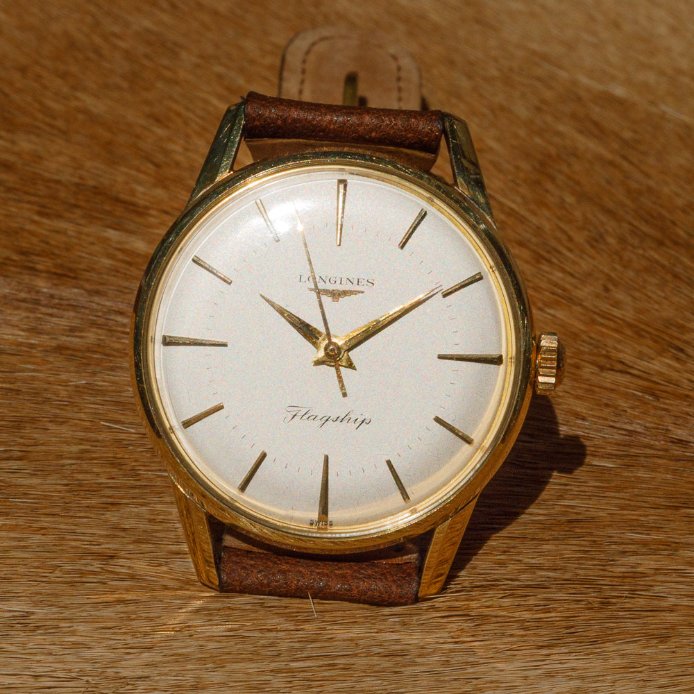 LONGINES Flagship Ref.304 Luminous on the tension ring Extract from the Archives