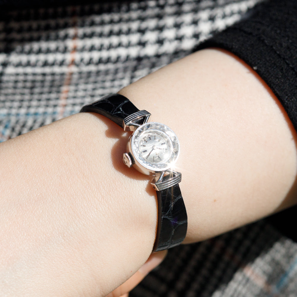OMEGA Ref.11 001 62 18K White Gold