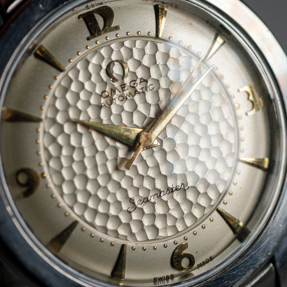 OMEGA Seamaster 本体 シルバー文字盤　ジャンク品 OMEGA Seamaster Ref.2577-9 Golfball Dial Bumper