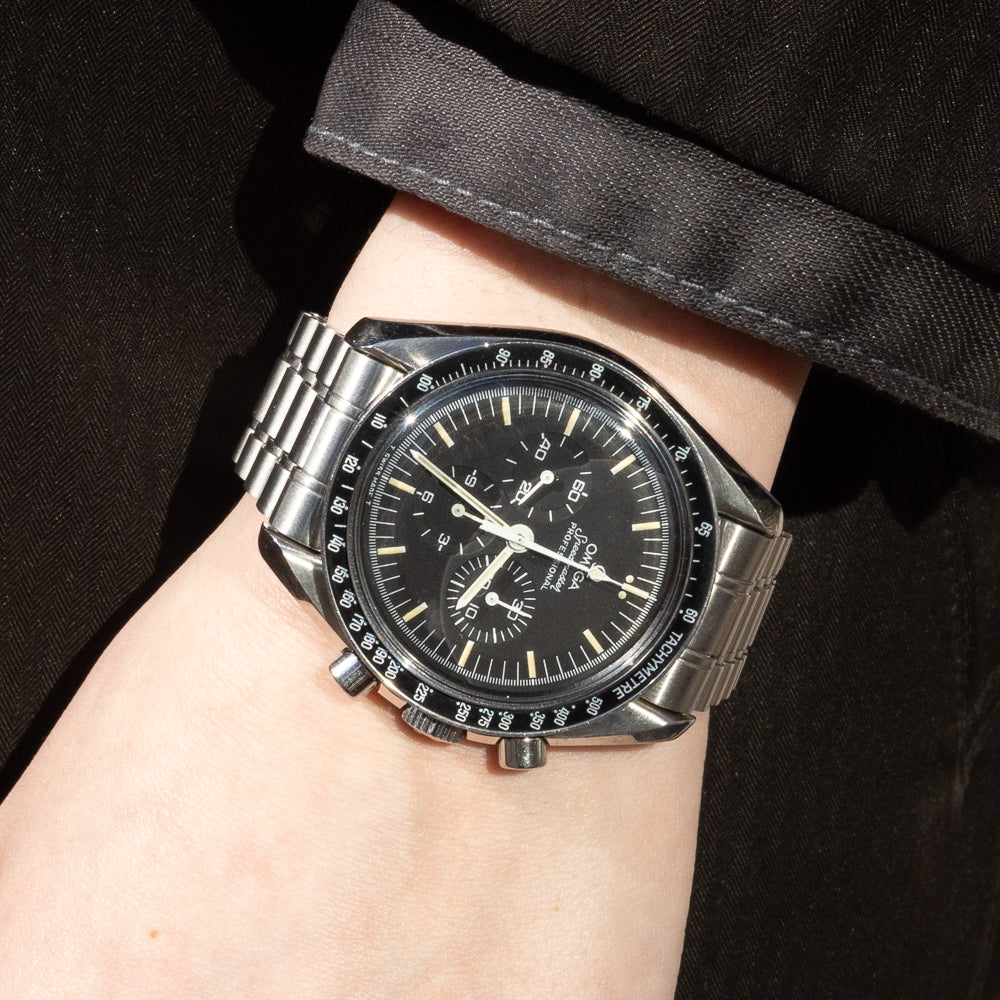 OMEGA Speedmaster ブラックダイヤル 新品)OMEGA オメガ スピードマスター ムーンウォッチ クロノグラフ
