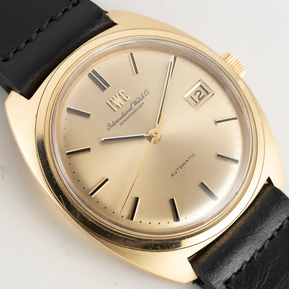 IWC  18K YELLOW GOLD