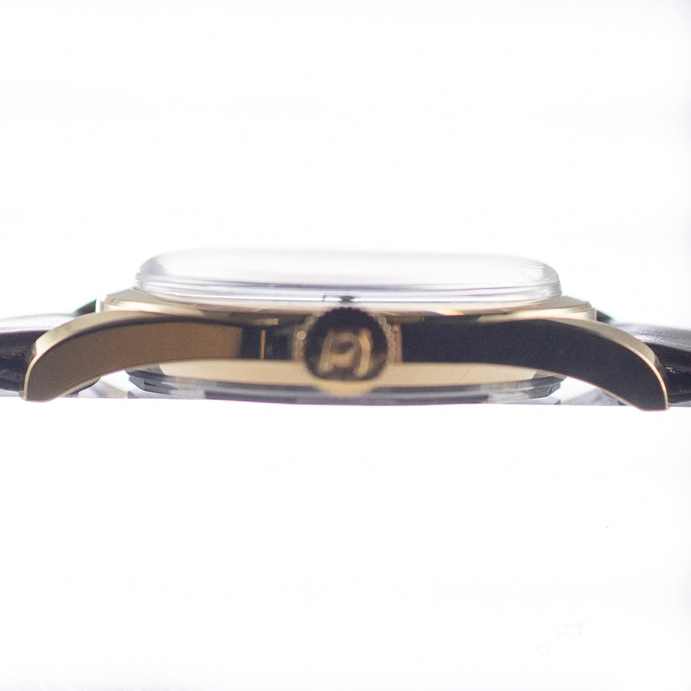 UNIVERSAL GENEVE RAILROUTER CHRONOMETRE Ref.565 100 NEW OLD STOCK