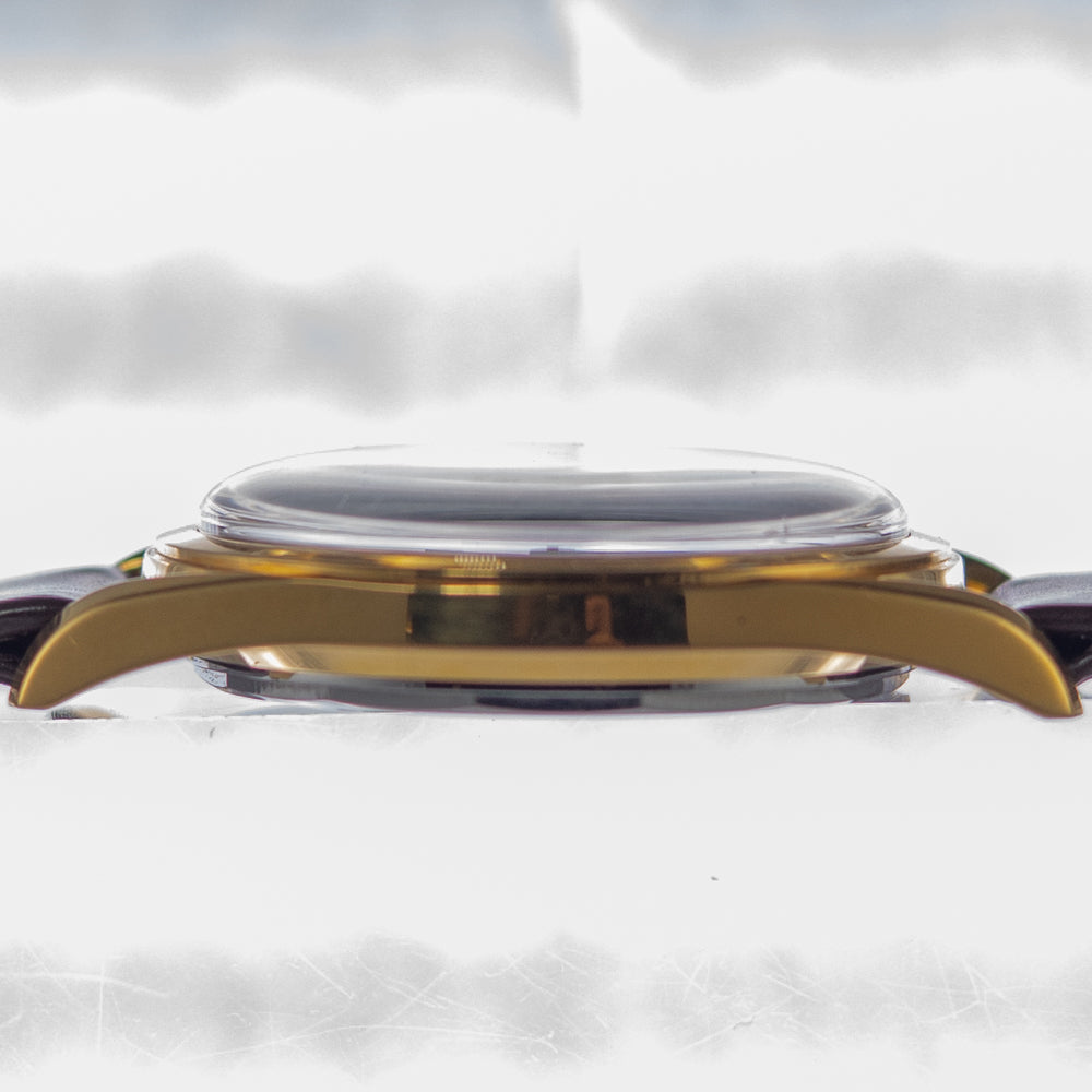 UNIVERSAL GENEVE RAILROUTER CHRONOMETRE REF.565 100 NEW OLD STOCK
