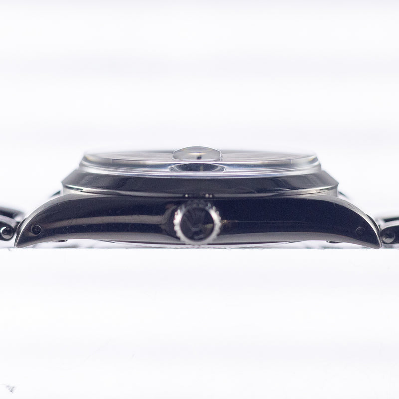 ROLEX OYSTERDATE Ref.6694 Black Mirror Dial