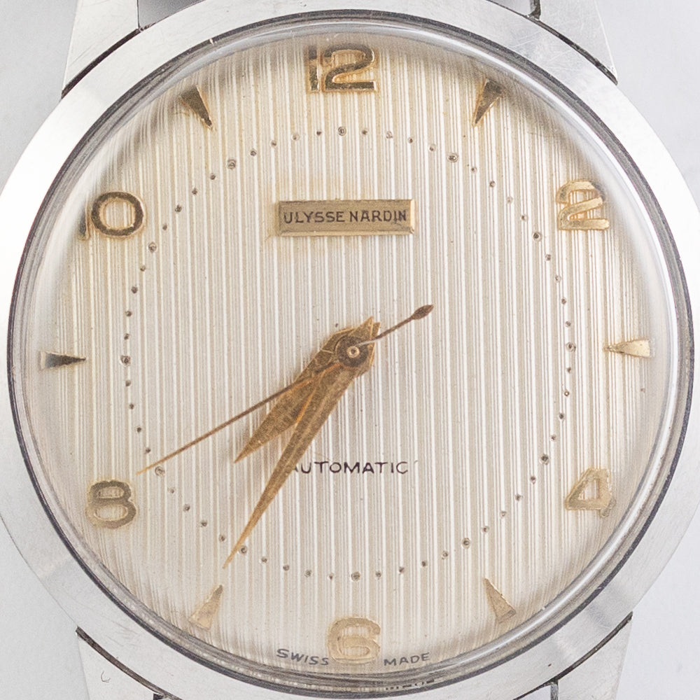 ULYSSE NARDIN Guilloche dial
