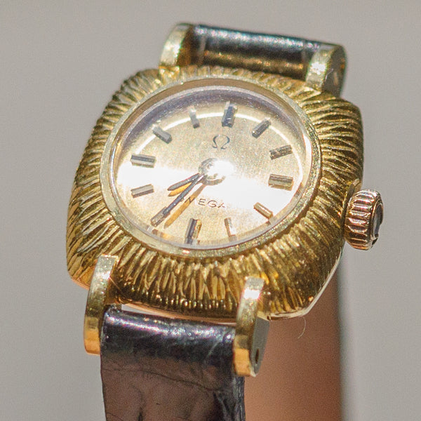 OMEGA Ref.511.132 18K Yellow Gold