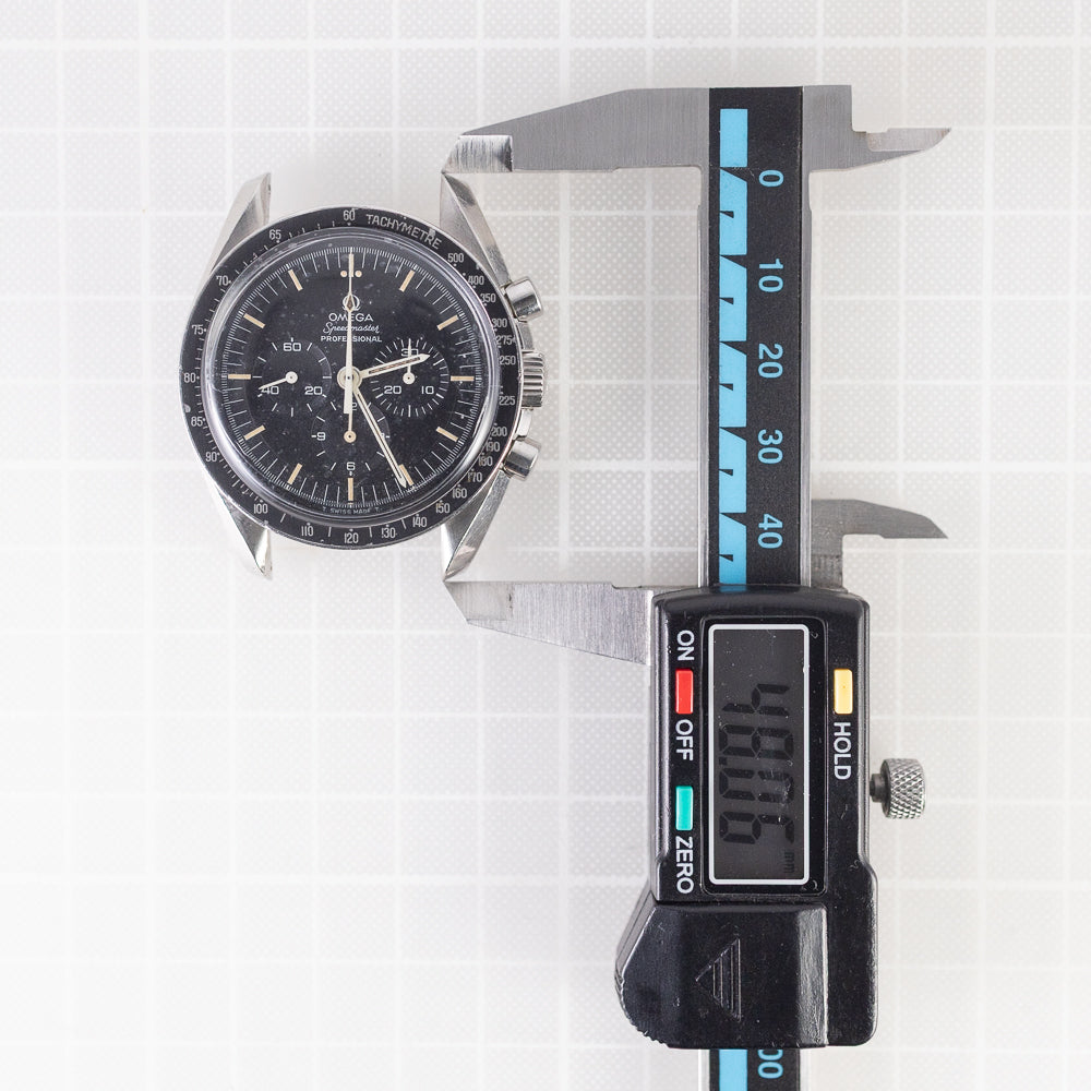 OMEGA  Speedmaster Ref.145.022-69  Straight Line