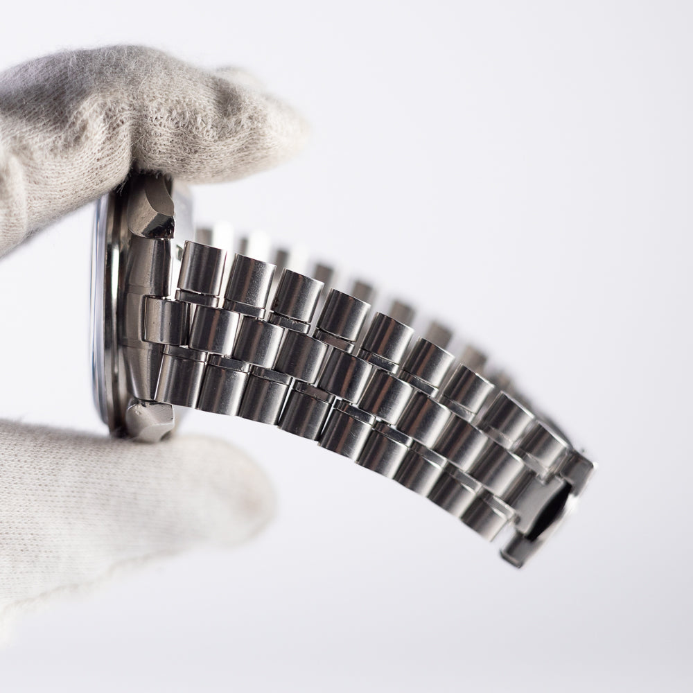 OMEGA  Speedmaster Ref.145.022-69  Straight Line