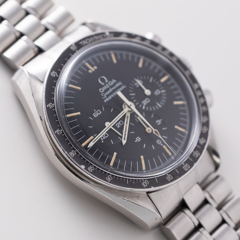 OMEGA  Speedmaster Ref.145.022-69  Straight Line