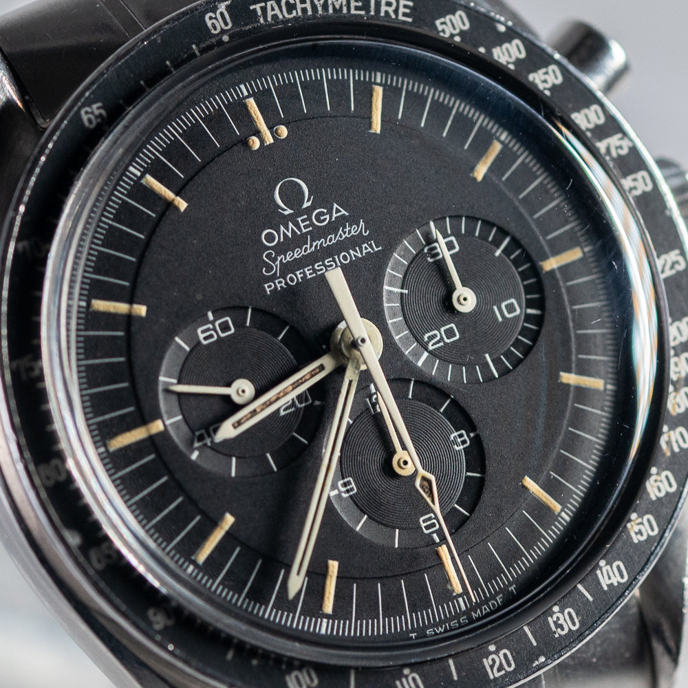 OMEGA  Speedmaster Ref.145.022-69  Straight Line
