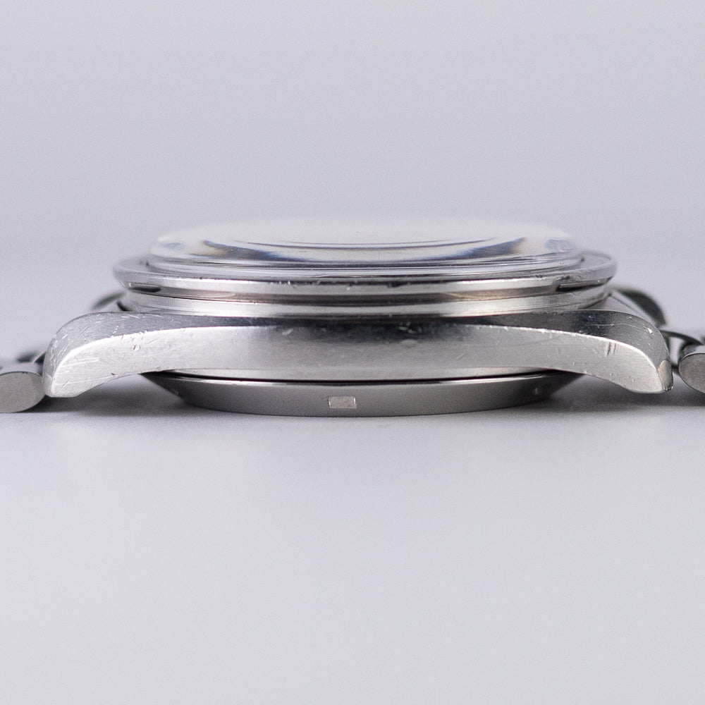 OMEGA  Speedmaster Ref.145.022-69  Straight Line