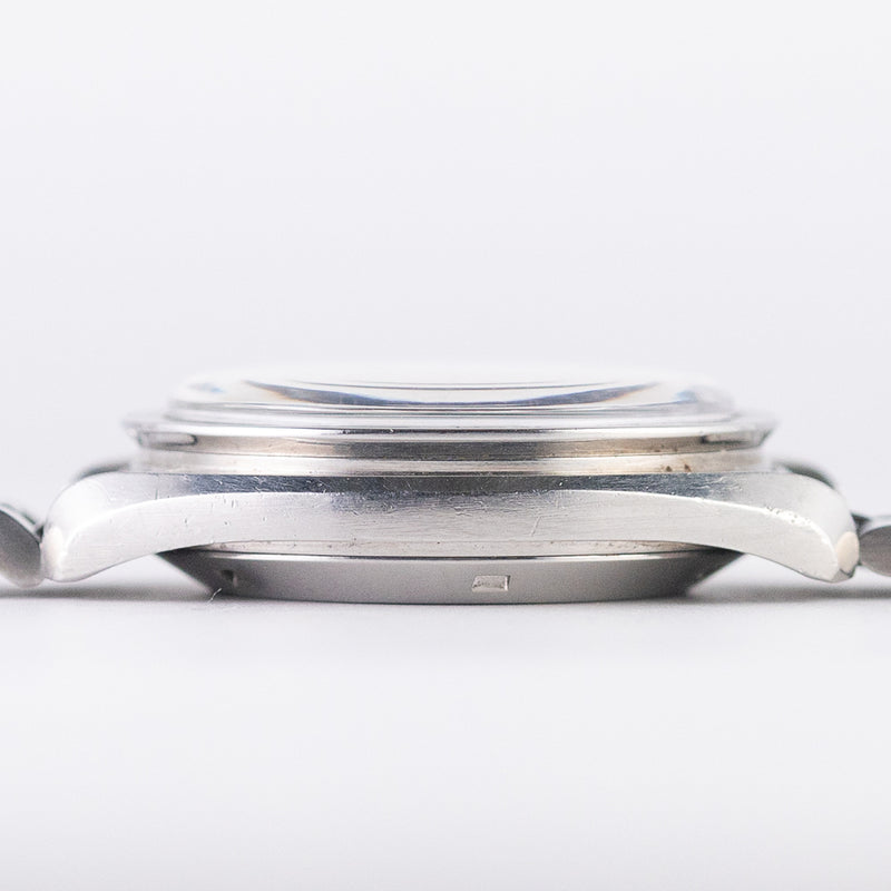 OMEGA  Speedmaster Ref.145.022-69  Straight Line