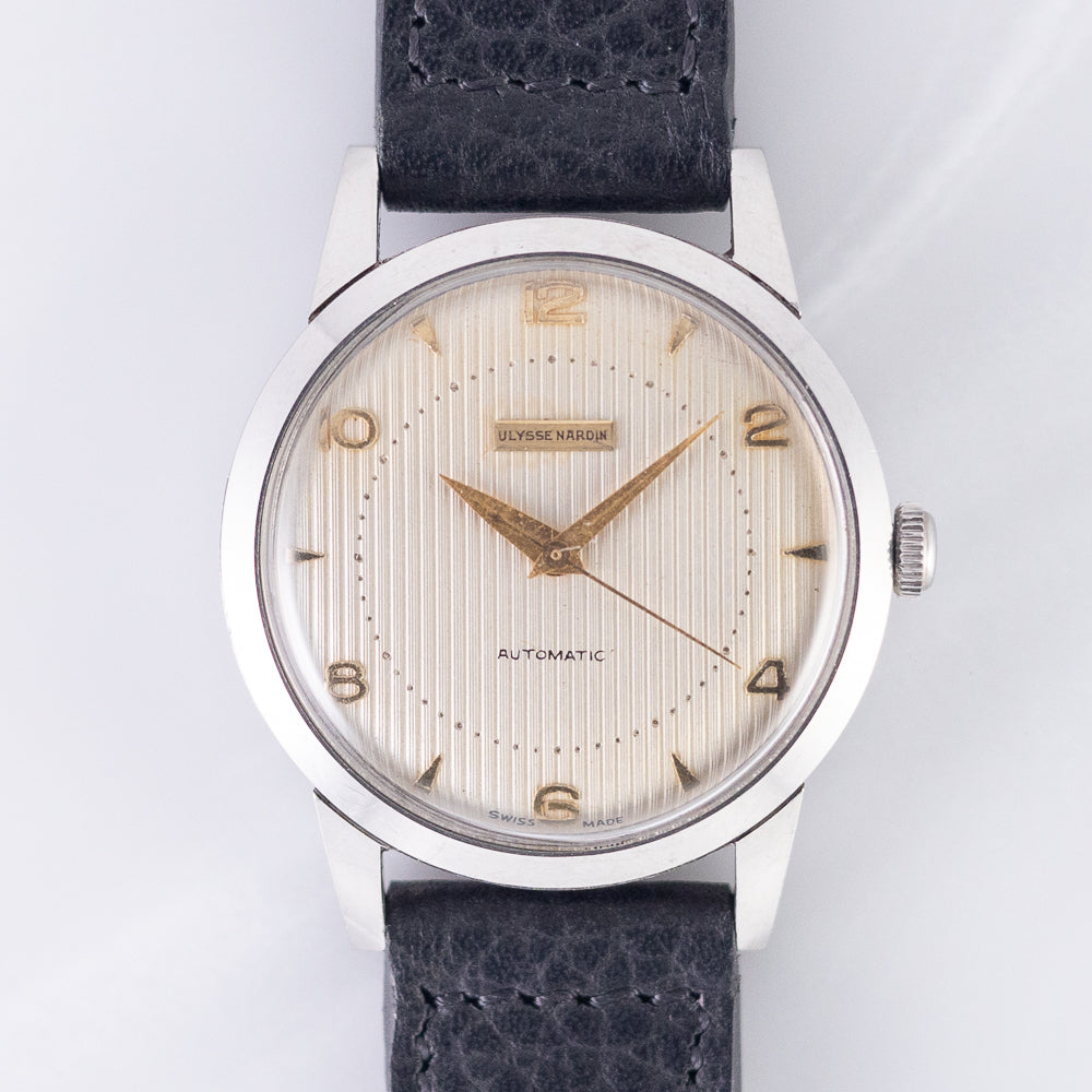 ULYSSE NARDIN Guilloche dial