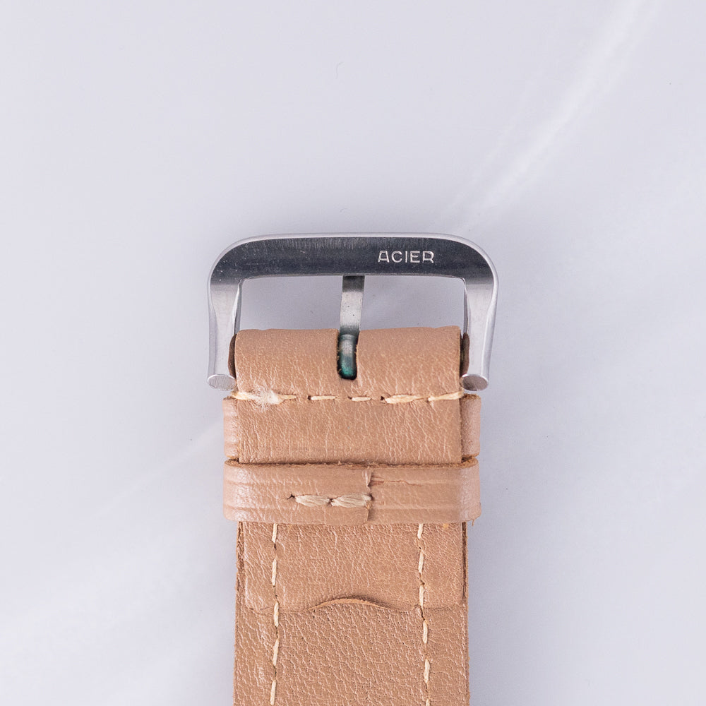 LONGINES  MINT CONDITION w.Extract from the Archives