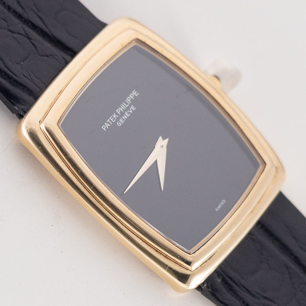 PATEK PHILIPPE Onyx Dial Ref.3628 serviced by Patek Philippe