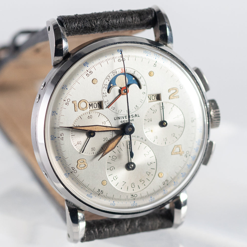 UNIVERSAL GENEVE TRI-COMPAX Ref.22250