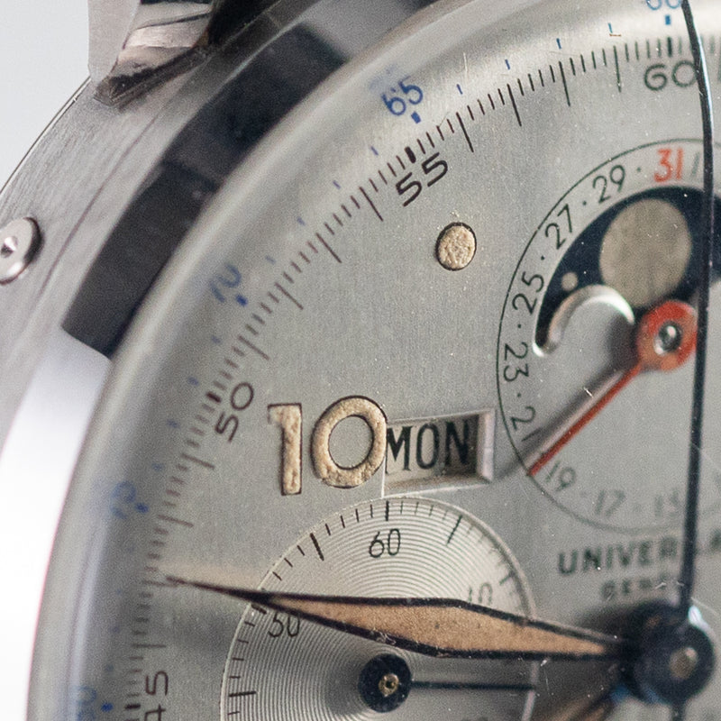 UNIVERSAL GENEVE TRI-COMPAX Ref.22250