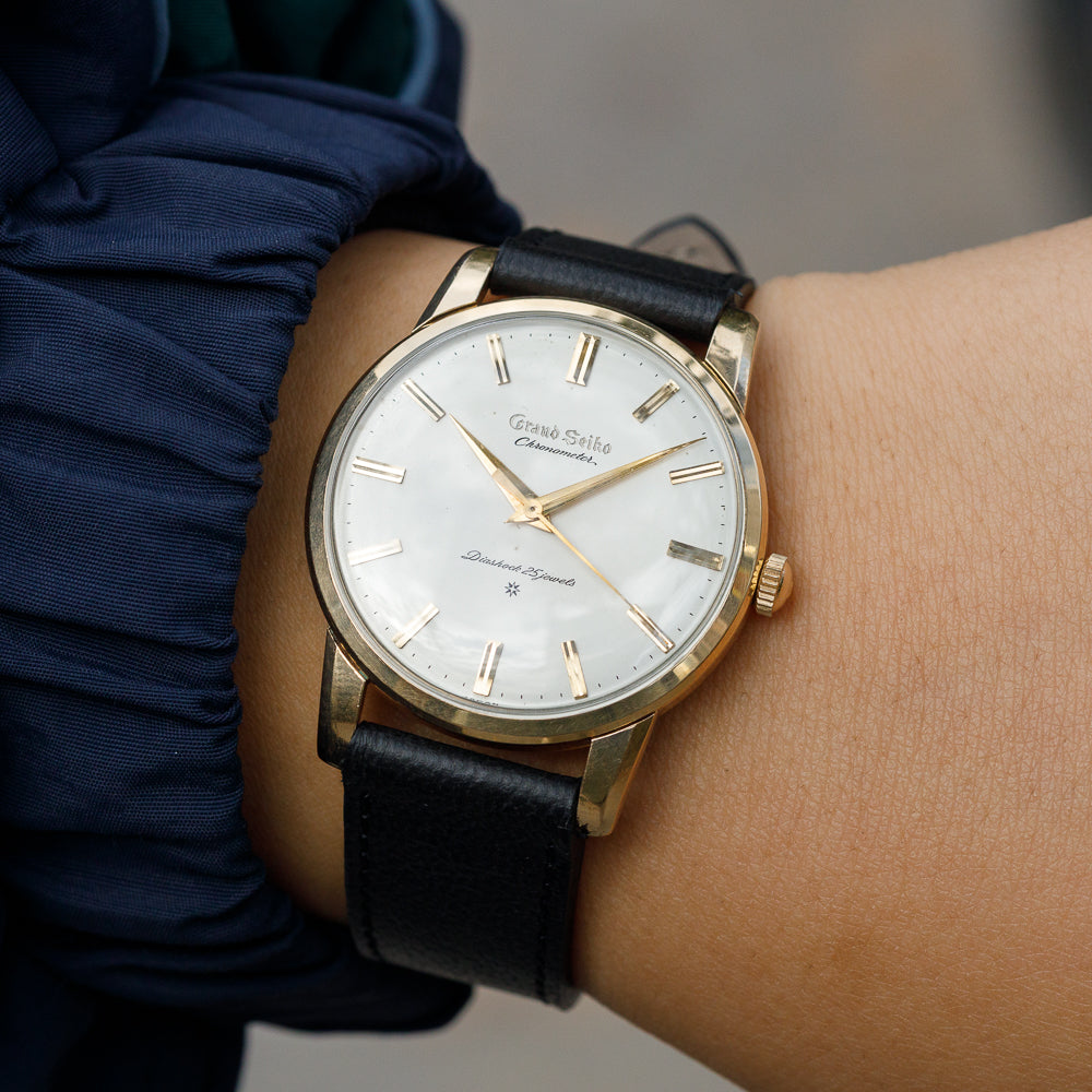 GRAND SEIKO Ref.J14070 Engraved Logo SD Dial