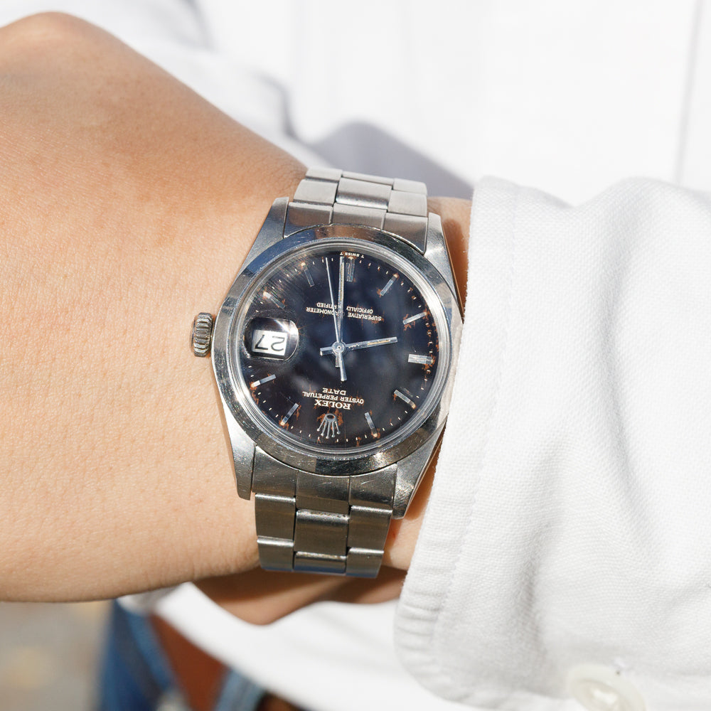 ROLEX OYSTER PERPETUAL DATE Ref.1500 Black Gilt Dial