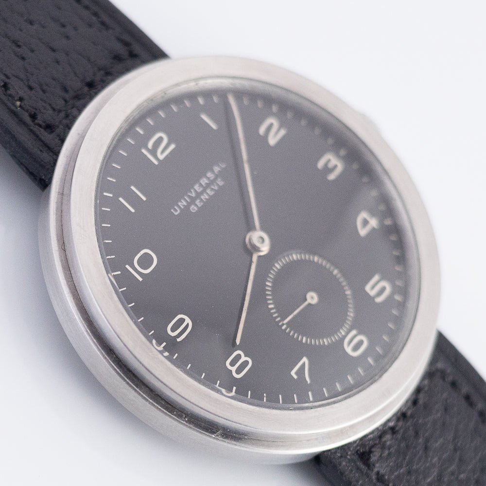 UNIVERSAL GENEVE OVERSIZE 40mm DISCO VOLANTE 1930's