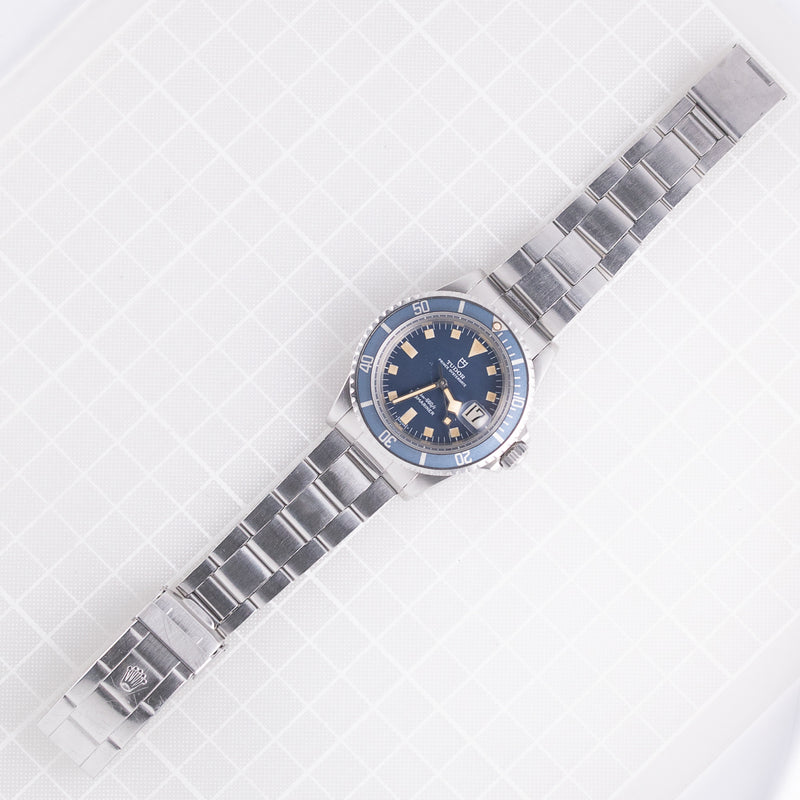 夏　青 TUDOR SUBMARINER Ref.94110 Snowflake MINT – TIMEANAGRAM