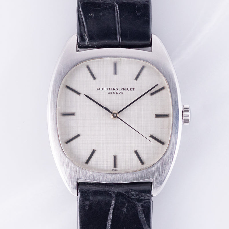 AUDEMARS PIGUET Ref.5369 Linen Dial Tonneau – TIMEANAGRAM