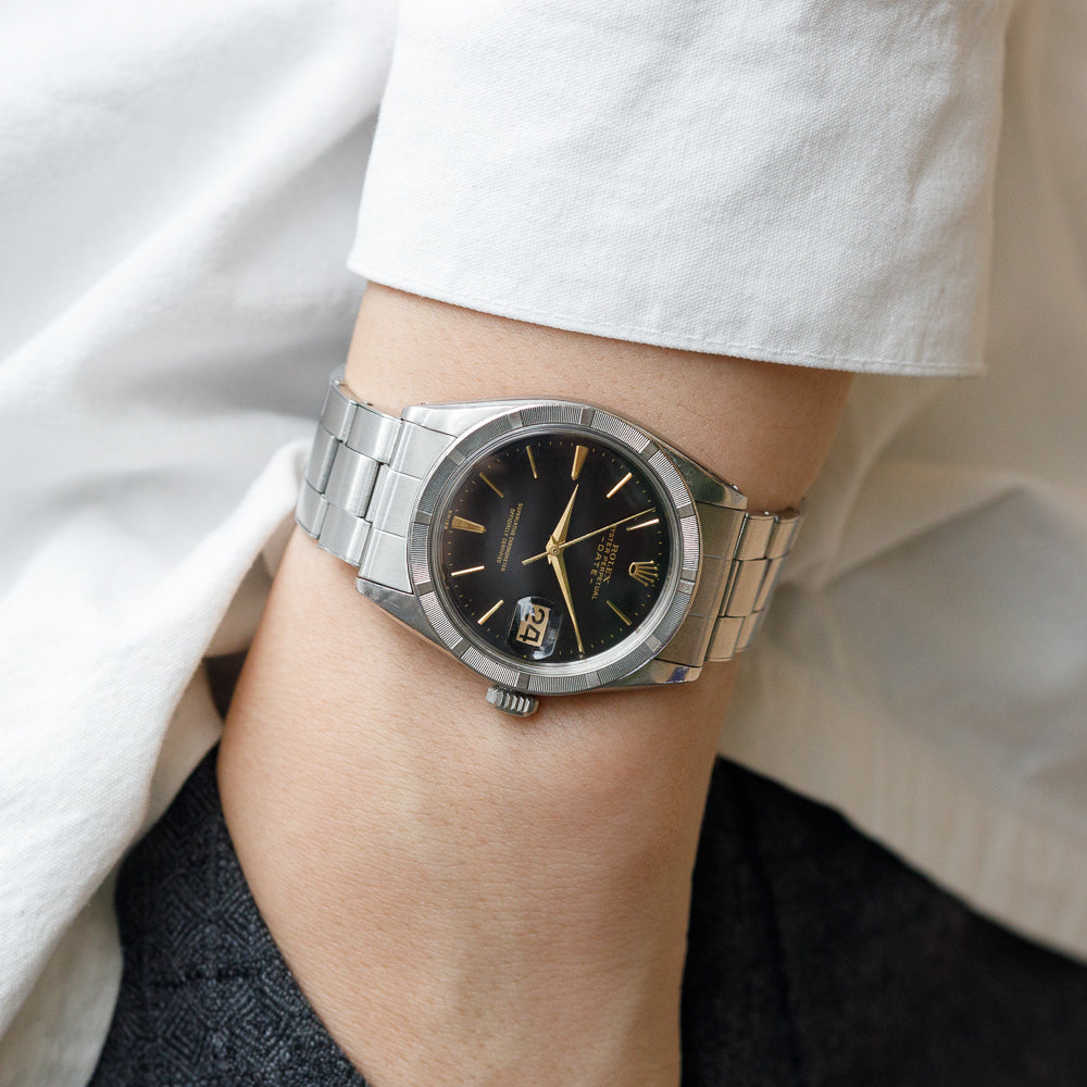 ROLEX OYSTER PERPETUAL DATE Ref.1501 Black Gilt Dial