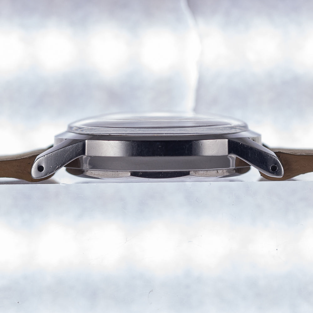 ALPINA Ref.4952 FB Case Crosshair Dial with Debossed Hour Markers