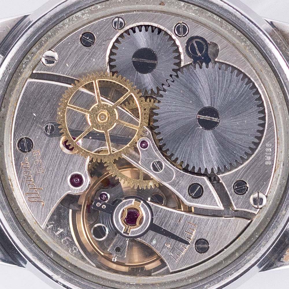 ALPINA Ref.4952 FB Case Crosshair Dial with Debossed Hour Markers