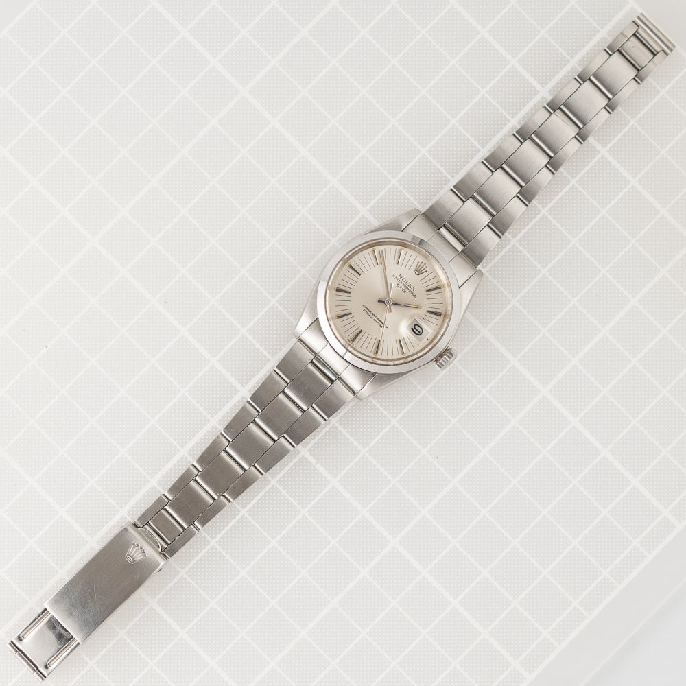 ROLEX OYSTER PERPETUAL DATE Ref.1500 Radial Dial