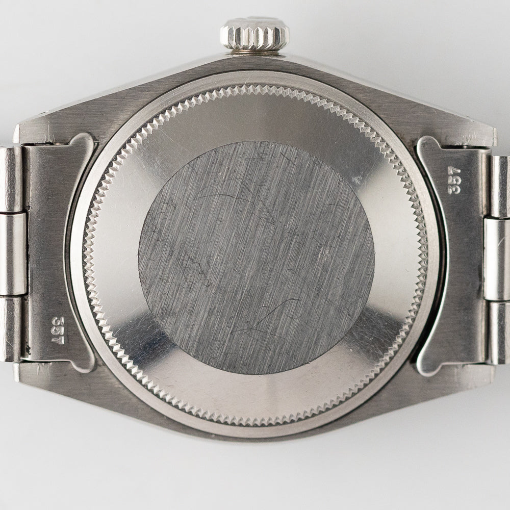 ROLEX OYSTER PERPETUAL DATE Ref.1500 Radial Dial