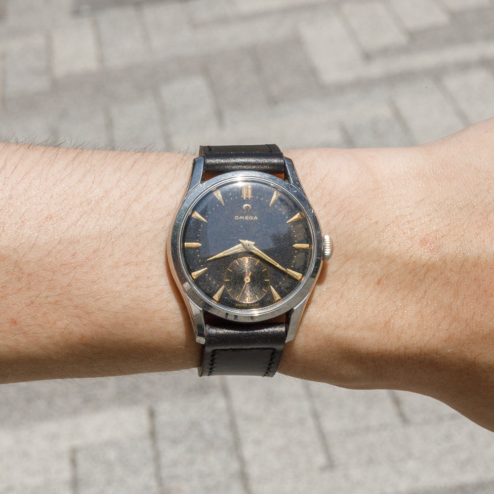 OMEGA Ref.2639 Black Gilt Dial